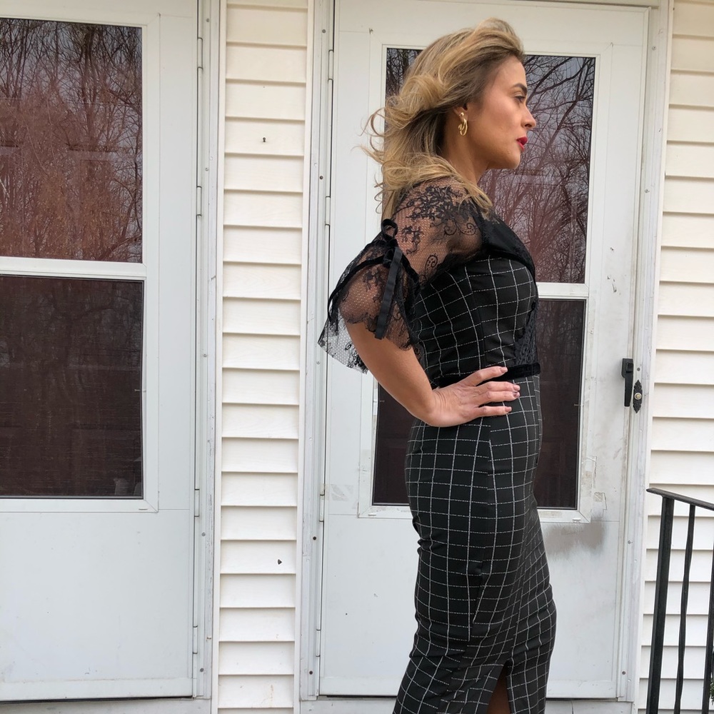 Dress - Picture 3 of 8